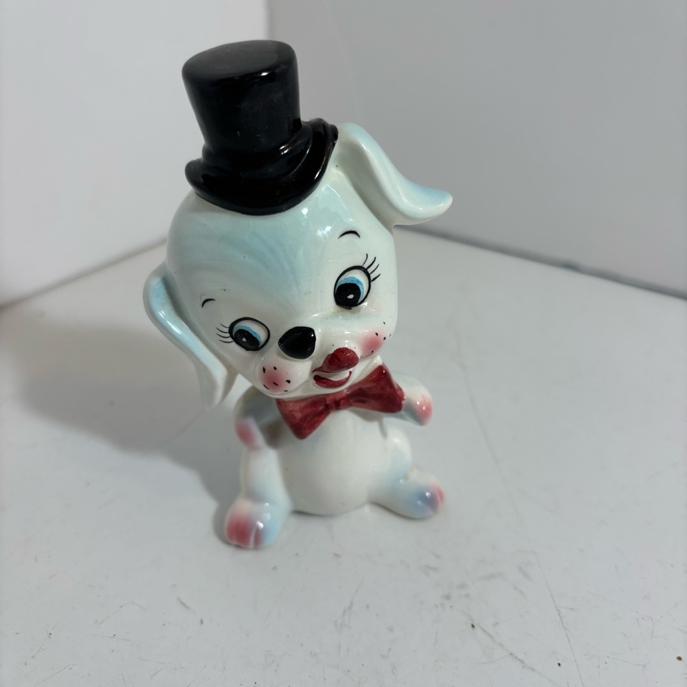 Vintage 1950’s ceramic puppy dog figurine with‎ top hat & bow tie made in Japan